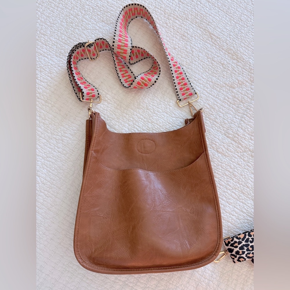 Social Threads crossbody bag w/2 straps